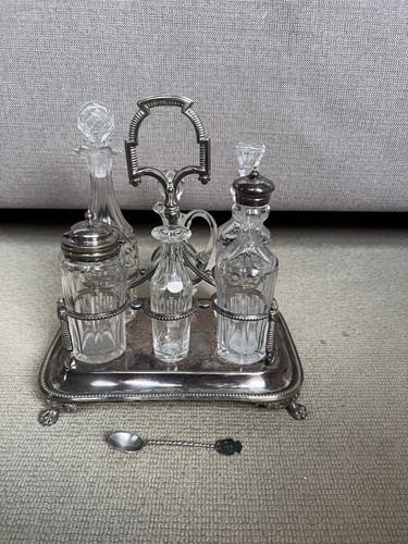 Antique vintage - antique,