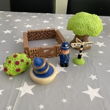 ELC Happyland  Bundle  Village