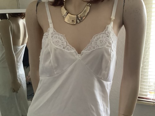 Vtg charnos white - vtg,