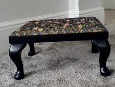 Vintage Footstool Wlm Morris