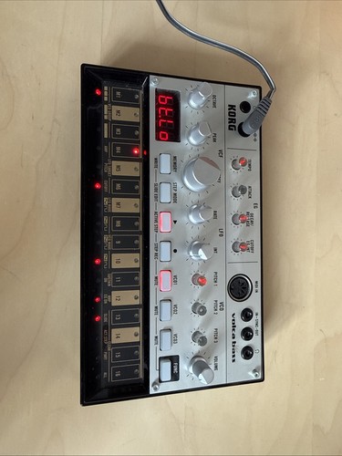 Korg volca bass analogue - korg,
