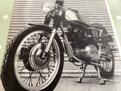 Triton cafe racer - cafe, period