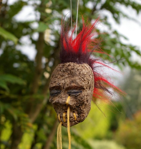Red black mohawk - black, shrunken