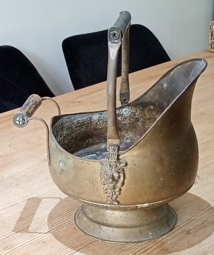 Lightweight brass coal - a,