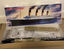 Academy Minicraft RMS TITANIC 1/350 Large MODEL KIT +Stand (76.8 cm) Vintage NEW