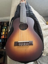 Yamaha GL1 Guitalele 6-String