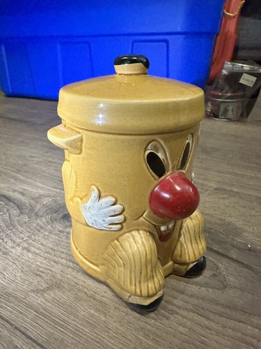 Vintage dusty bin - dusty,