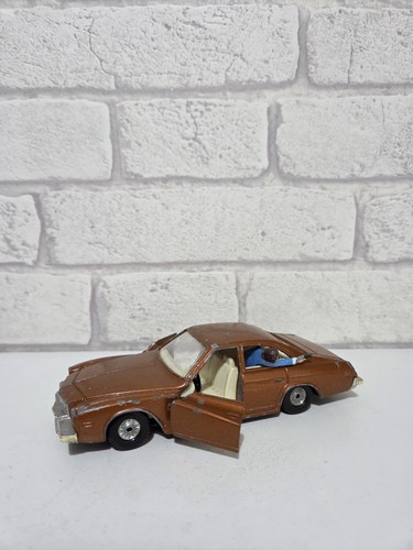 Vintage 1975 corgi - corgi, buick