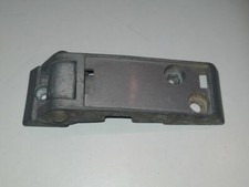 Pos 2) 1 Door Hinge (Entrance