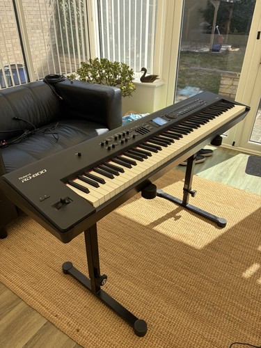 Roland 800 key portable - roland,