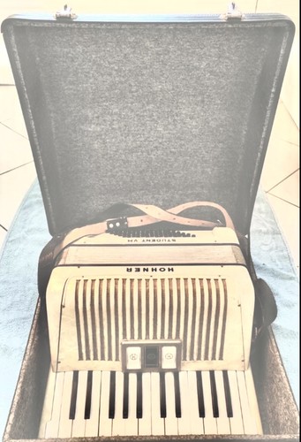 Hohner student bass - vm, keys