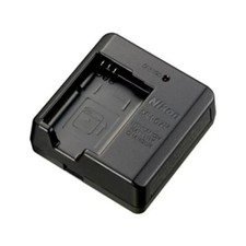 NIKON Battery Charger MH-67P