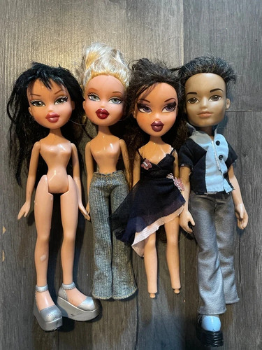 Bratz bundle mixed - , condition