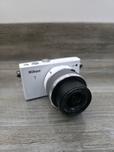 Nikon mirrorless camera - 1,