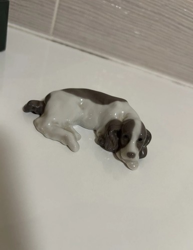 Lladro sleeping spaniel - lladro,