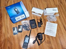 EADS THR9 RC-19 350MHz Tetra Radio Walkit Talkie Two Way Radios Cassidian