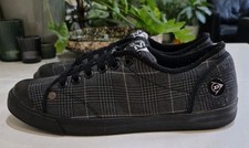DUNLOP GREEN FLASH . MENS SIZE 9 UK TRAINERS. GREY/BLACK/WHT 
