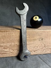 Vintage Snail Brand Broad