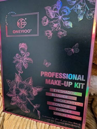 Professional makeup piece - professional,