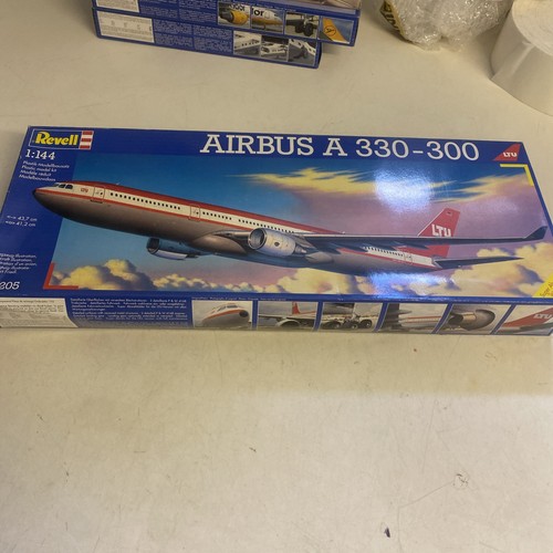 Revell model kit plane airbus - kit,