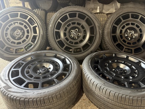 Land rover defender - 5, 22"