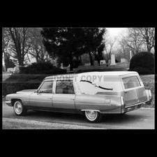 Photo A.024313 SUPERIOR-CADILLAC CROWN LIMITED LANDAULET 1972 HEARSE
