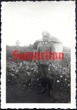 I12/32 WW2 ORIGINAL PHOTO OF GERMAN WEHRMACHT OFFICER WITH DAGGER