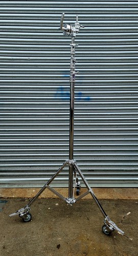 High roller stand with - roller,