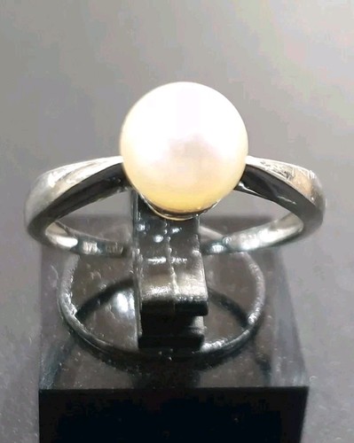 9ct white gold pearl ring - white,