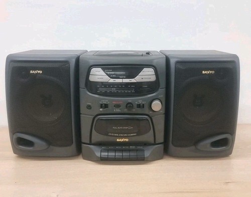 Retro sanyo ghetto blaster - sanyo,