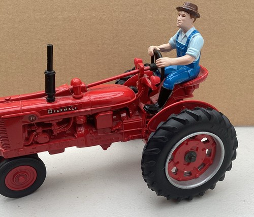 Ertl farmall diecast - farmall,