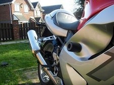 TRIUMPH TT 600 CRASH PROTECTION PUCKS KNOBS OGGYS KNOBS ENGINE SLIDERS PARDS