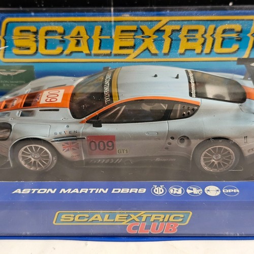Scalextric car digital aston - scalextric,