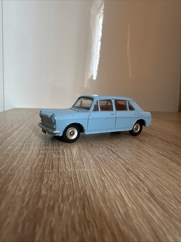 Dinky toys 140 morris 1100 - toys,