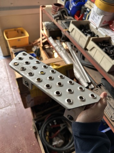 Genuine volvo 21740170 steps - genuine,
