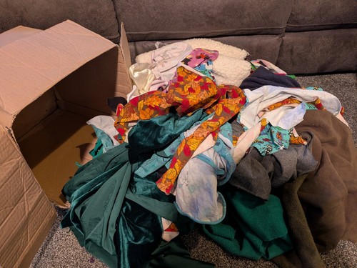 Fabric scraps bundle - ⭐, a4+