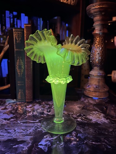 Antique victorian green - victorian,