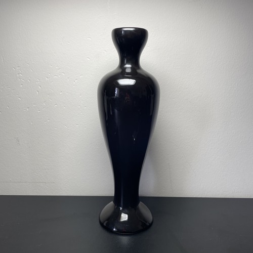 Large black studio - large, pottery
