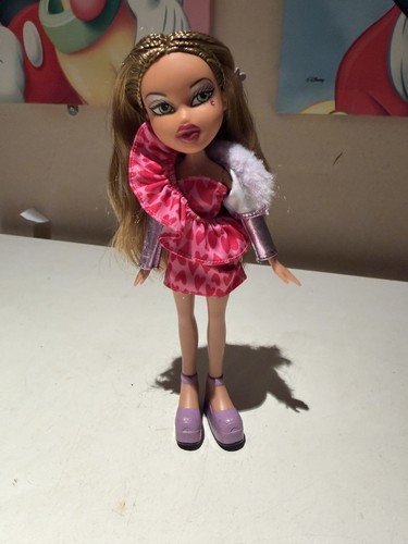 Bratz yasmin doll - doll, vintage