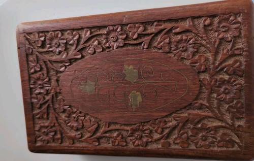 Vintage wooden box - vintage, box.