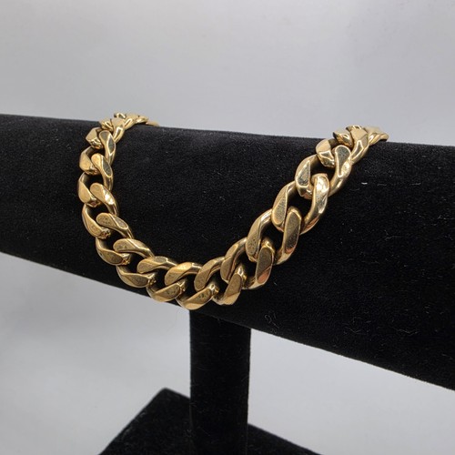 Heavy solid 9ct gold - solid,
