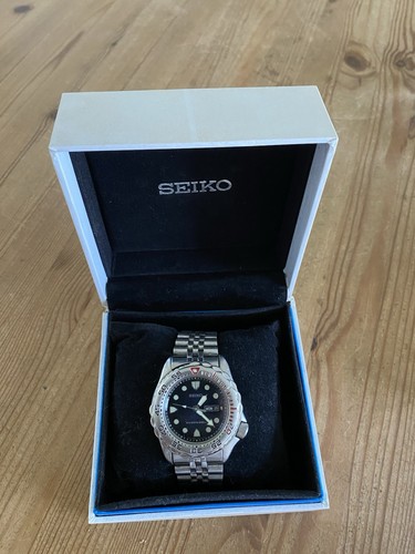 Seiko vintage classic quartz - seiko,