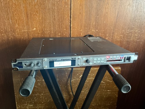 Roland fantom - roland, xr