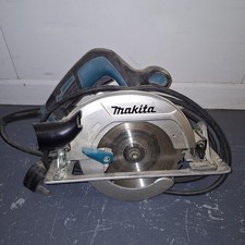 Makita HS6601 240v Corded