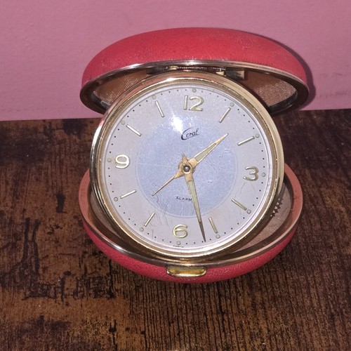Vintage 60s coral brand travel - 60s,
