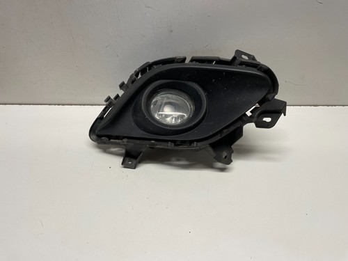 Front right fog light mazda - front,