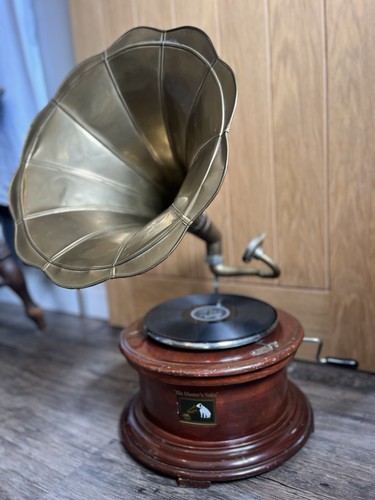 Antique hmv external horn - external,