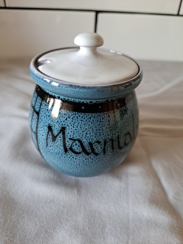Vintage well house - well, pottery