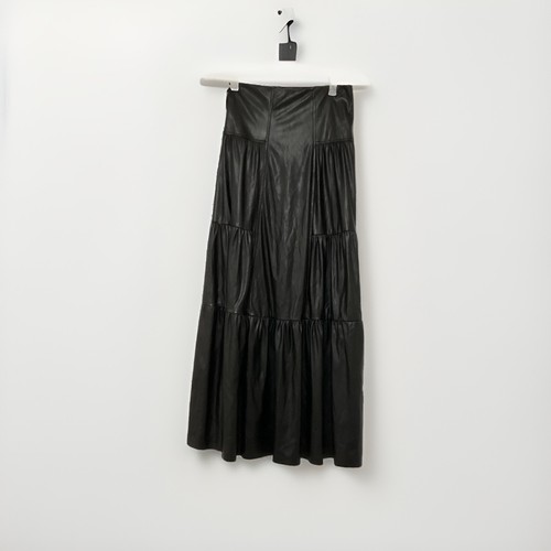 Pinko leather skirt size - pinko,