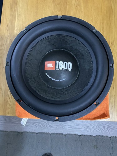 Jbl subwoofer speaker 1600 - subwoofer,